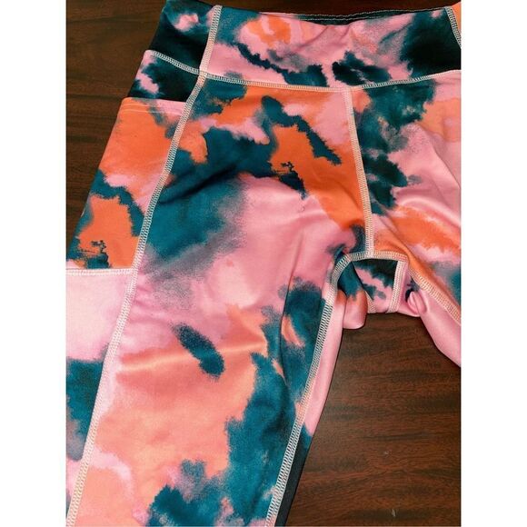 Tek Gear Cropped Active Leggings with Pockets - Picture 2 of 5